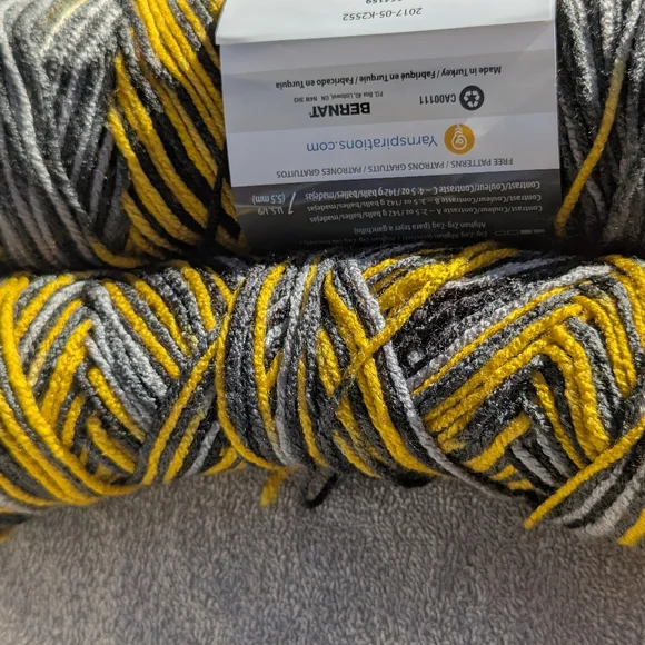 Barnat Premium Yarnspirations Goldmine Variegated Yarn, 3.5 Skiens, Gold & Grey - Picture 10 of 12